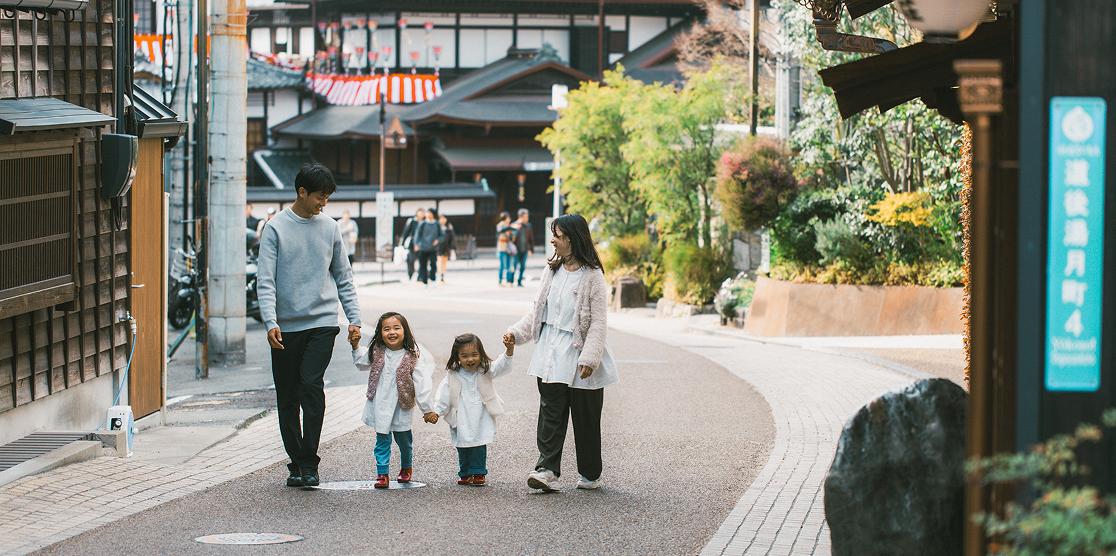 画像：道後の中心で、静かに泊まる